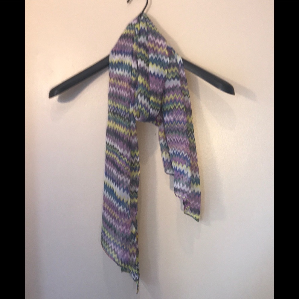 New lightweight silky feel scarf